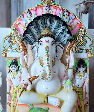 Jains-statue